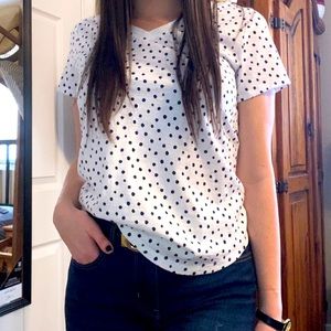 Black and white T-shirt
